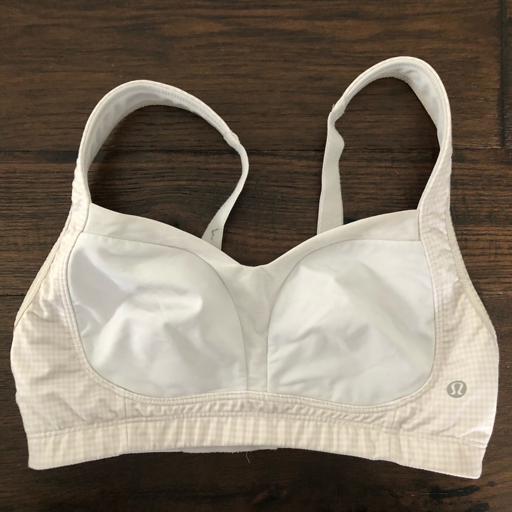Lululemon tata tamer sports bra